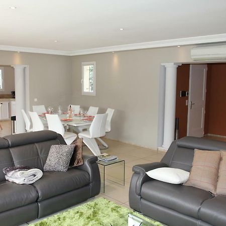 Villa Jasmin Regusse Luaran gambar